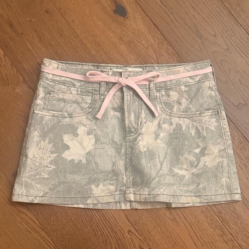 Hollister Camo Mini Skirt with Pink Waist Tie